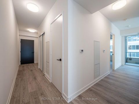 Photo 4 at 1007 - 108 Peter Street, Waterfront Communities C1, Toronto