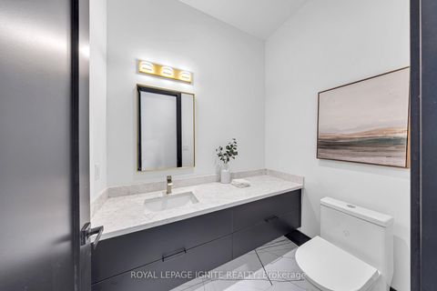 Photo 14 at 15 Deblyn Drive E, L'Amoreaux, Toronto