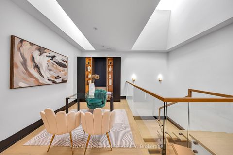 Photo 18 at 15 Deblyn Drive E, L'Amoreaux, Toronto