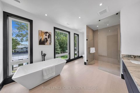 Photo 29 at 15 Deblyn Drive E, L'Amoreaux, Toronto