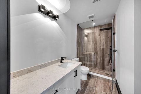 Photo 47 at 15 Deblyn Drive E, L'Amoreaux, Toronto