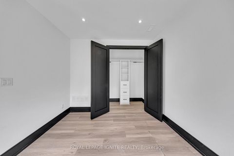 Photo 49 at 15 Deblyn Drive E, L'Amoreaux, Toronto