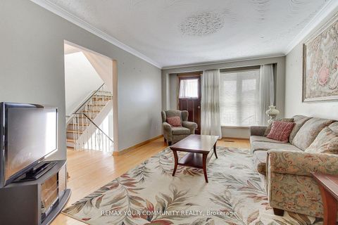 Photo 3 at 41A North Edgely Avenue, Birchmount, Toronto