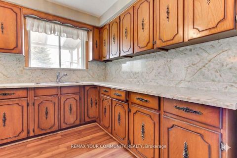 Photo 8 at 41A North Edgely Avenue, Birchmount, Toronto