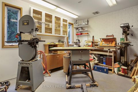 Photo 17 at 19 Temagami Court, Newtonbrook East, Toronto
