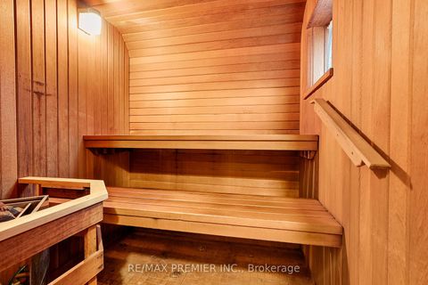 Photo 27 at 19 Temagami Court, Newtonbrook East, Toronto