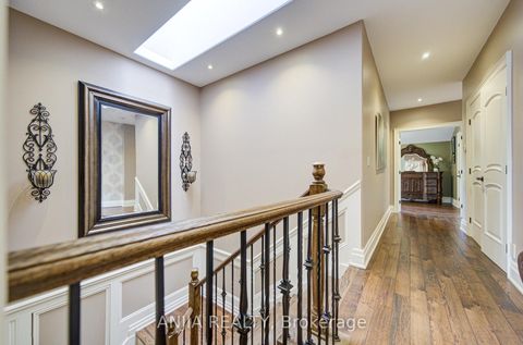 Photo 18 at 452 Fernleigh Circle S, Crosby, Richmond Hill