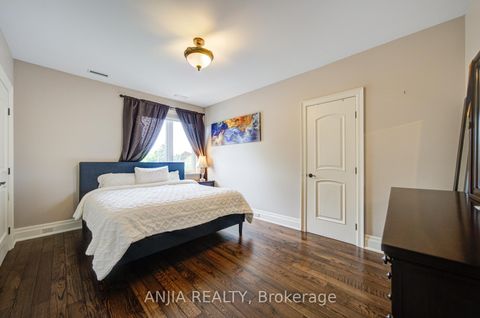 Photo 25 at 452 Fernleigh Circle S, Crosby, Richmond Hill