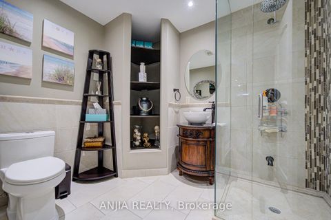 Photo 34 at 452 Fernleigh Circle S, Crosby, Richmond Hill