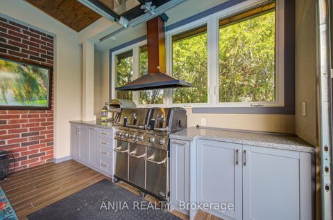 Photo 42 at 452 Fernleigh Circle S, Crosby, Richmond Hill