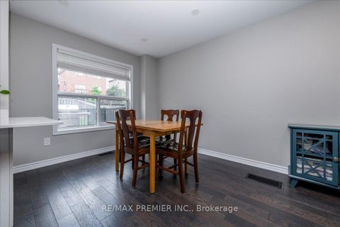 Photo 3 at 129 Chalmers Drive, Painswick South, Barrie