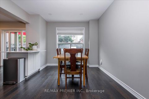 Photo 4 at 129 Chalmers Drive, Painswick South, Barrie