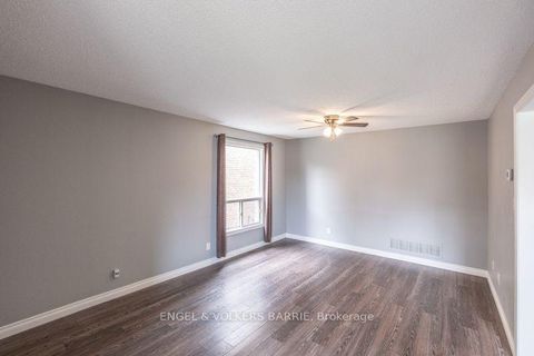 Photo 4 at 94 Ferguson Drive, Northwest, Barrie