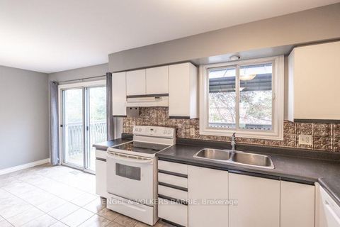 Photo 10 at 94 Ferguson Drive, Northwest, Barrie