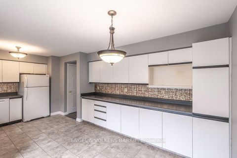 Photo 12 at 94 Ferguson Drive, Northwest, Barrie
