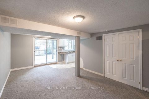 Photo 19 at 94 Ferguson Drive, Northwest, Barrie