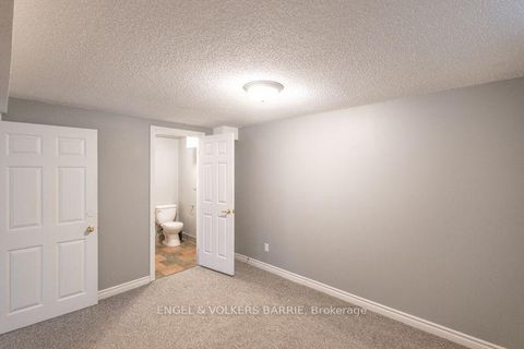 Photo 23 at 94 Ferguson Drive, Northwest, Barrie