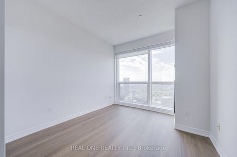 Photo 24 at 5814 - 386 Yonge Street, Bay Street Corridor, Toronto