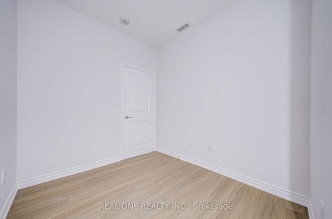 Photo 30 at 5814 - 386 Yonge Street, Bay Street Corridor, Toronto