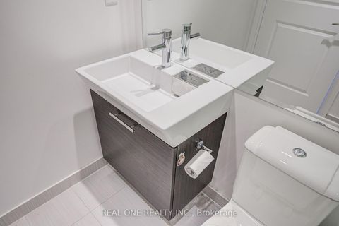 Photo 35 at 5814 - 386 Yonge Street, Bay Street Corridor, Toronto