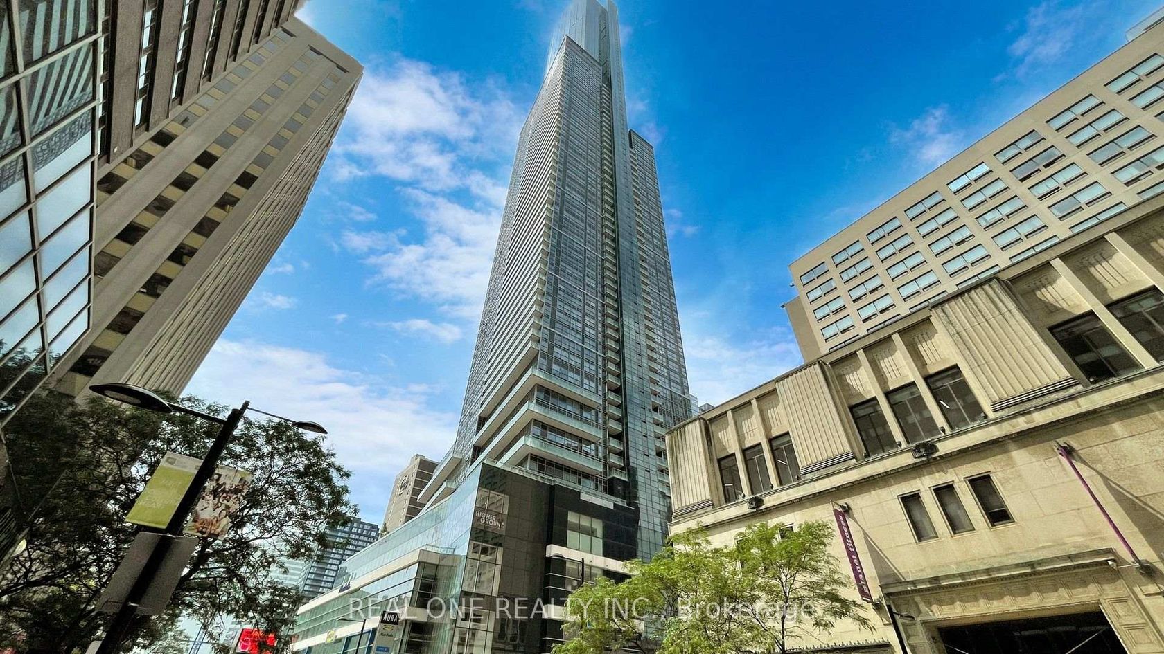 5814 - 386 Yonge Street, Bay Street Corridor, Toronto 