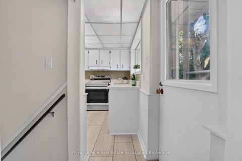 Photo 12 at 7 Greening Crescent, Rosethorn, Toronto
