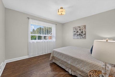 Photo 21 at 7 Greening Crescent, Rosethorn, Toronto