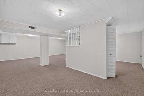 Photo 30 at 7 Greening Crescent, Rosethorn, Toronto
