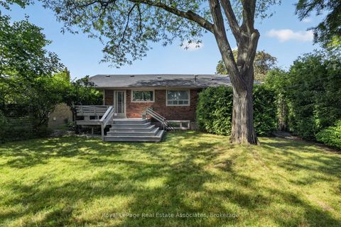Photo 44 at 7 Greening Crescent, Rosethorn, Toronto