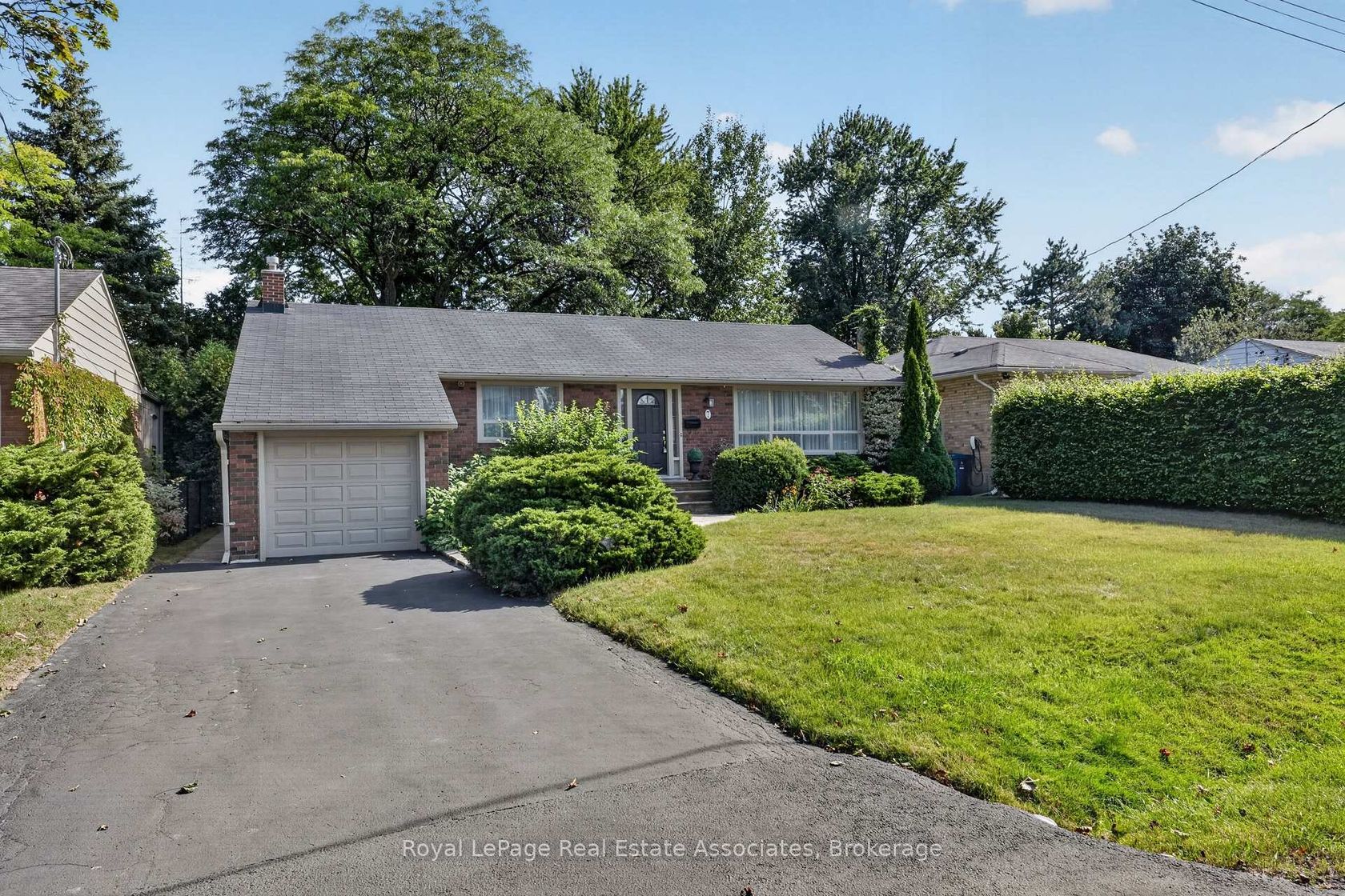 7 Greening Crescent, Rosethorn, Toronto 