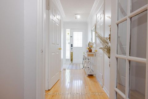 Photo 4 at 87 Sunfield Road, CFB, Toronto