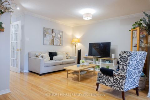 Photo 5 at 87 Sunfield Road, CFB, Toronto