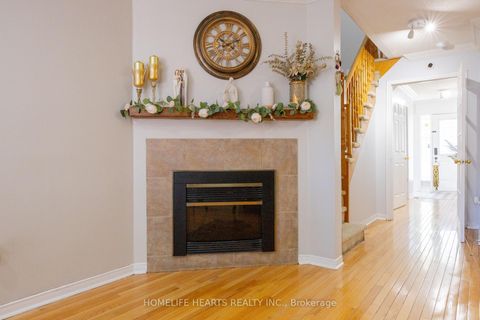 Photo 6 at 87 Sunfield Road, CFB, Toronto