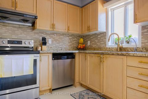 Photo 14 at 87 Sunfield Road, CFB, Toronto