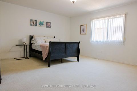 Photo 17 at 87 Sunfield Road, CFB, Toronto