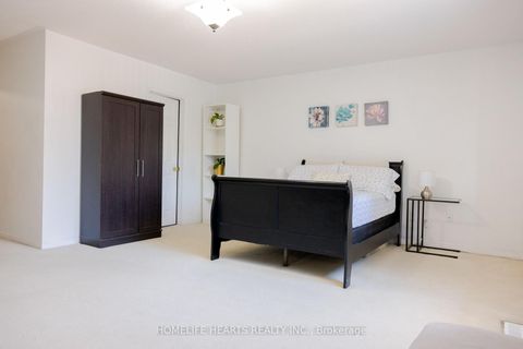 Photo 20 at 87 Sunfield Road, CFB, Toronto
