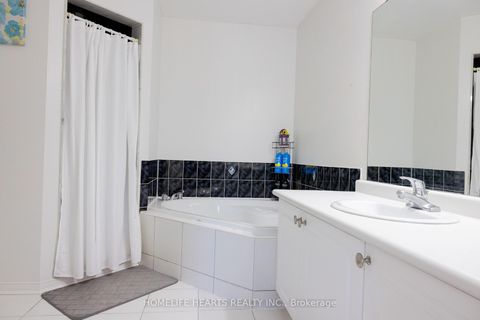Photo 21 at 87 Sunfield Road, CFB, Toronto