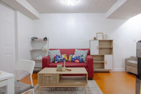Photo 32 at 87 Sunfield Road, CFB, Toronto