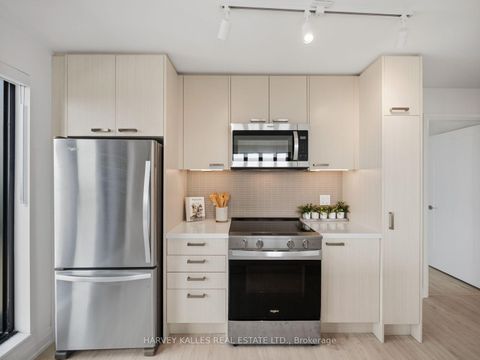 Photo 10 at 2607 - 20 Soudan Avenue, Mount Pleasant West, Toronto