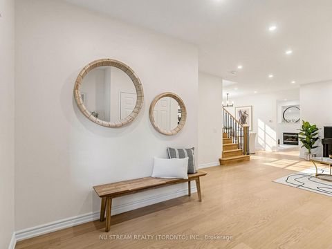 Photo 1 at 157 Bilbrough Street, Bayview Northeast, Aurora
