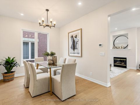 Photo 5 at 157 Bilbrough Street, Bayview Northeast, Aurora