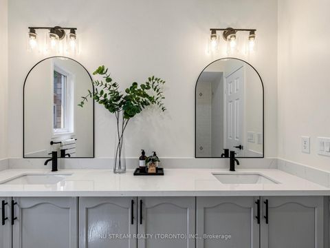 Photo 14 at 157 Bilbrough Street, Bayview Northeast, Aurora