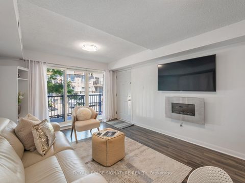Photo 10 at 2067 - 65 George Appleton Way, CFB, Toronto