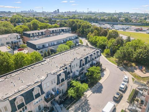 Photo 42 at 2067 - 65 George Appleton Way, CFB, Toronto