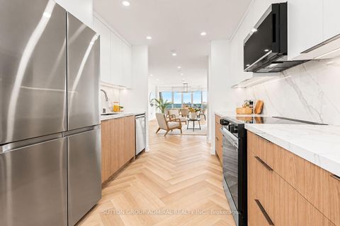 Photo 9 at PH110 - 7250 Yonge Street, Yorkhill, Vaughan