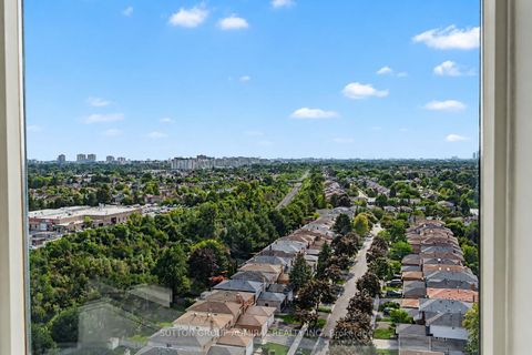 Photo 18 at PH110 - 7250 Yonge Street, Yorkhill, Vaughan