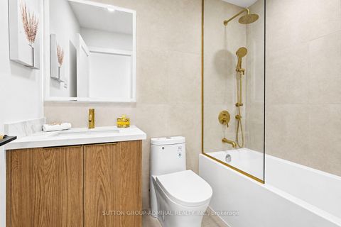 Photo 20 at PH110 - 7250 Yonge Street, Yorkhill, Vaughan