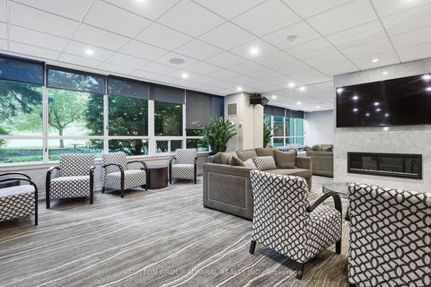 Photo 27 at PH110 - 7250 Yonge Street, Yorkhill, Vaughan