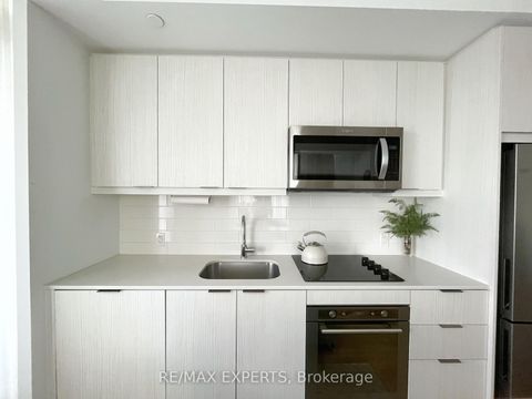 Photo 15 at 419 - 38 Forest Manor Road, Henry Farm, Toronto