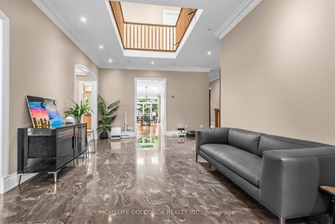 Photo 4 at 164 Owen Boulevard, Windfields, Toronto